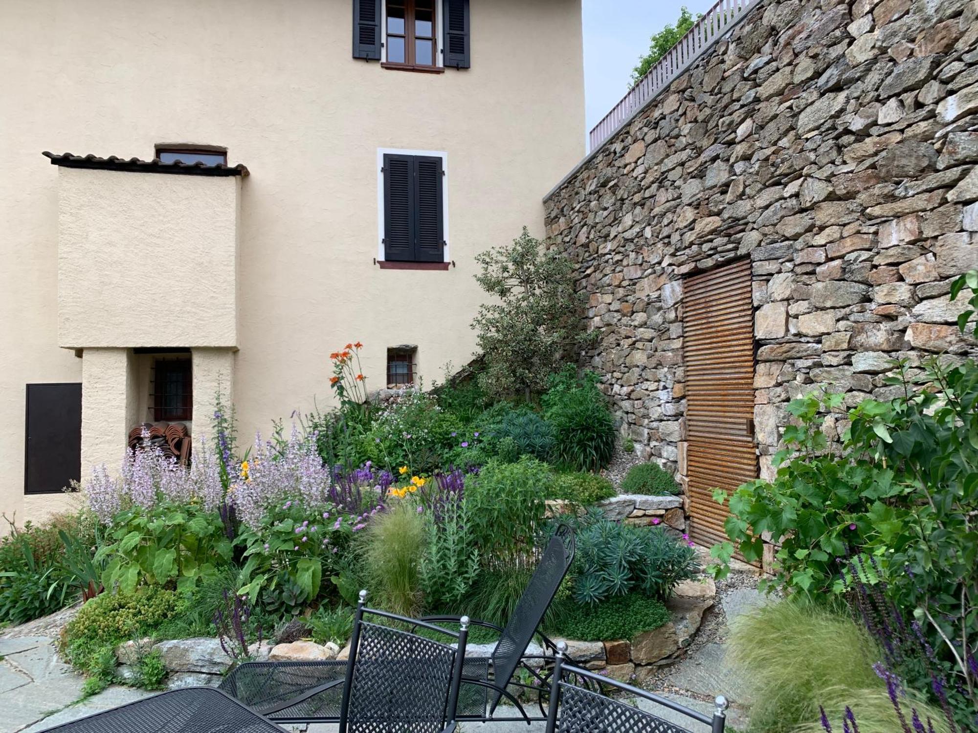 Апартаменты House Of Retreat Strada Vegia De Bren 9 Nr-01223 Breno Экстерьер фото